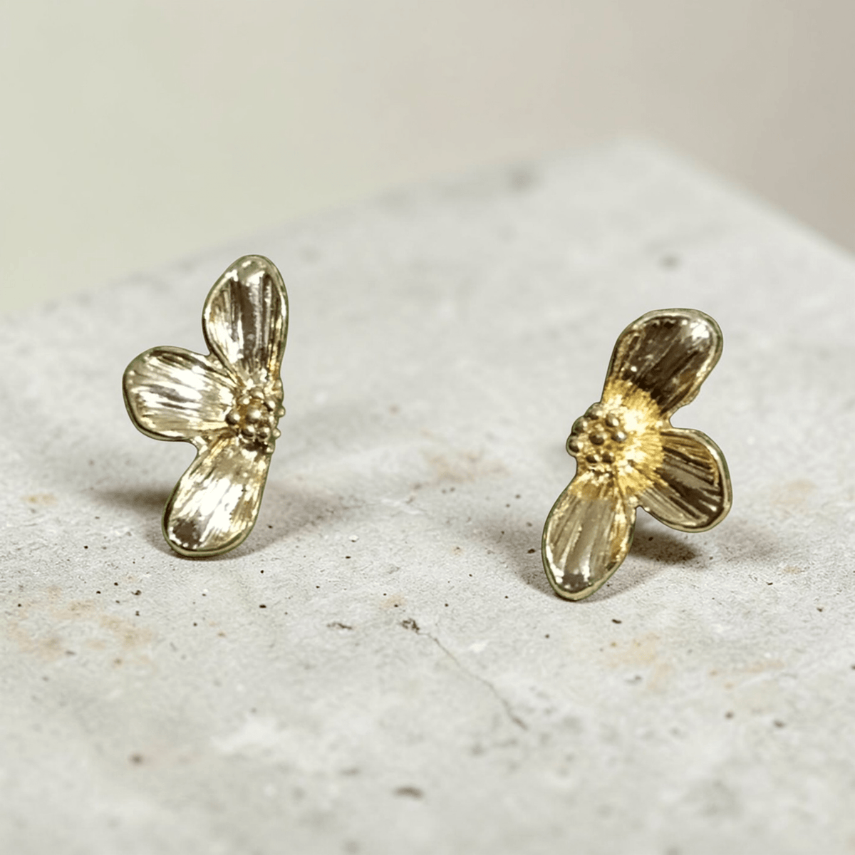 Küpeler