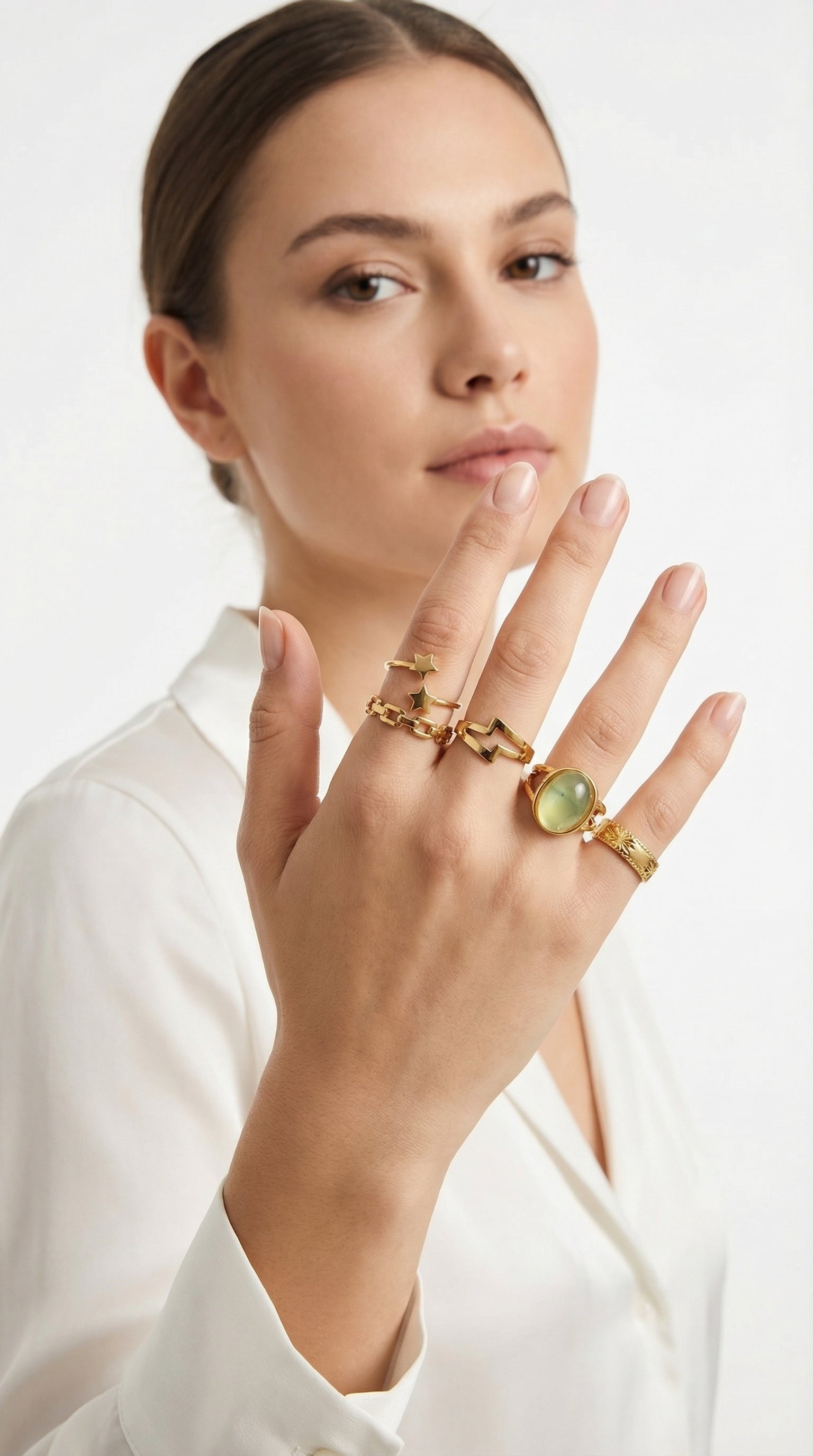 Altın Renk Karışık Model Yüzük Seti- Minimal Taşlı & Zincir Detaylı Çoklu Yüzük