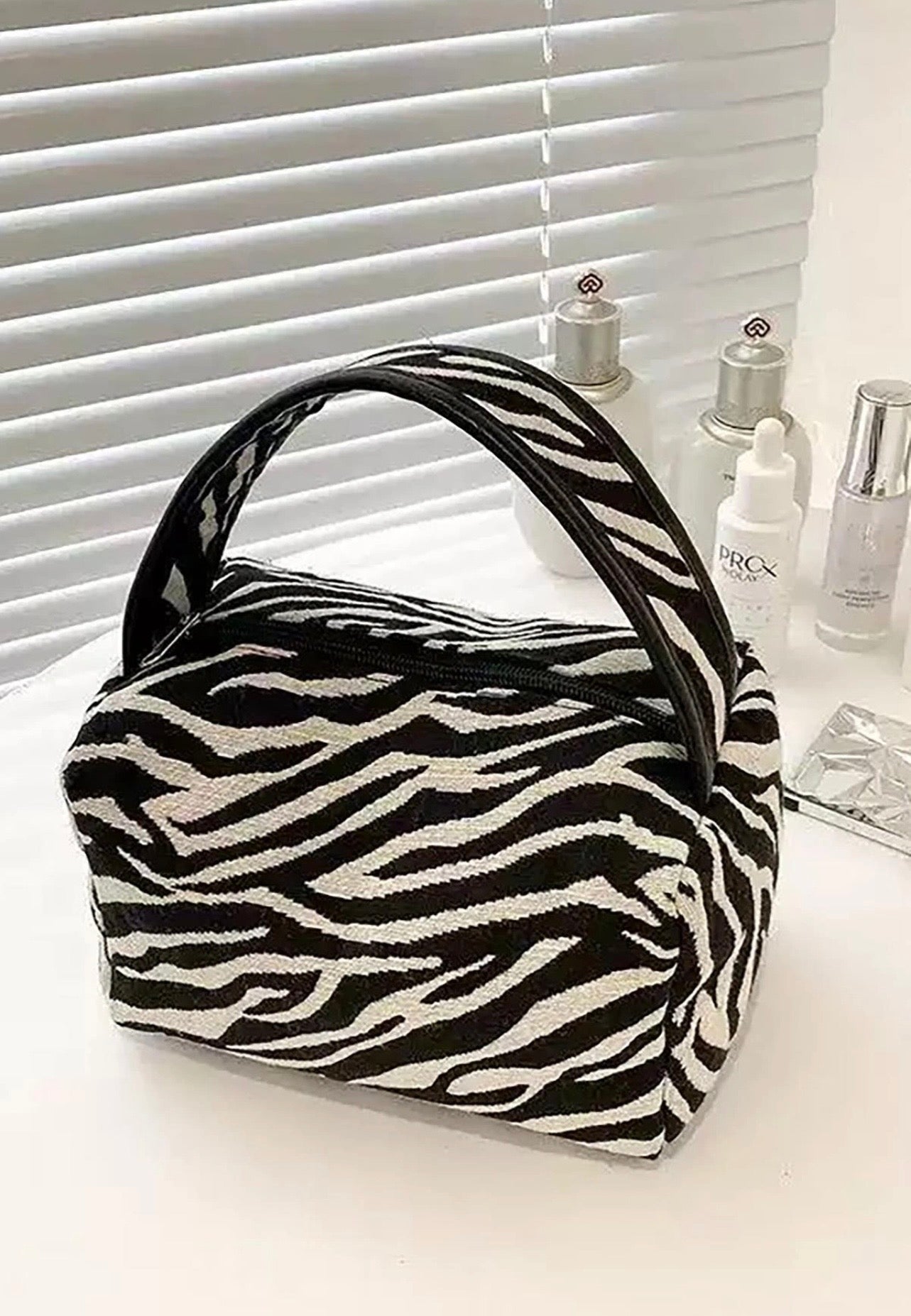 Zebra Desenli Kadın Makyaj Çantası