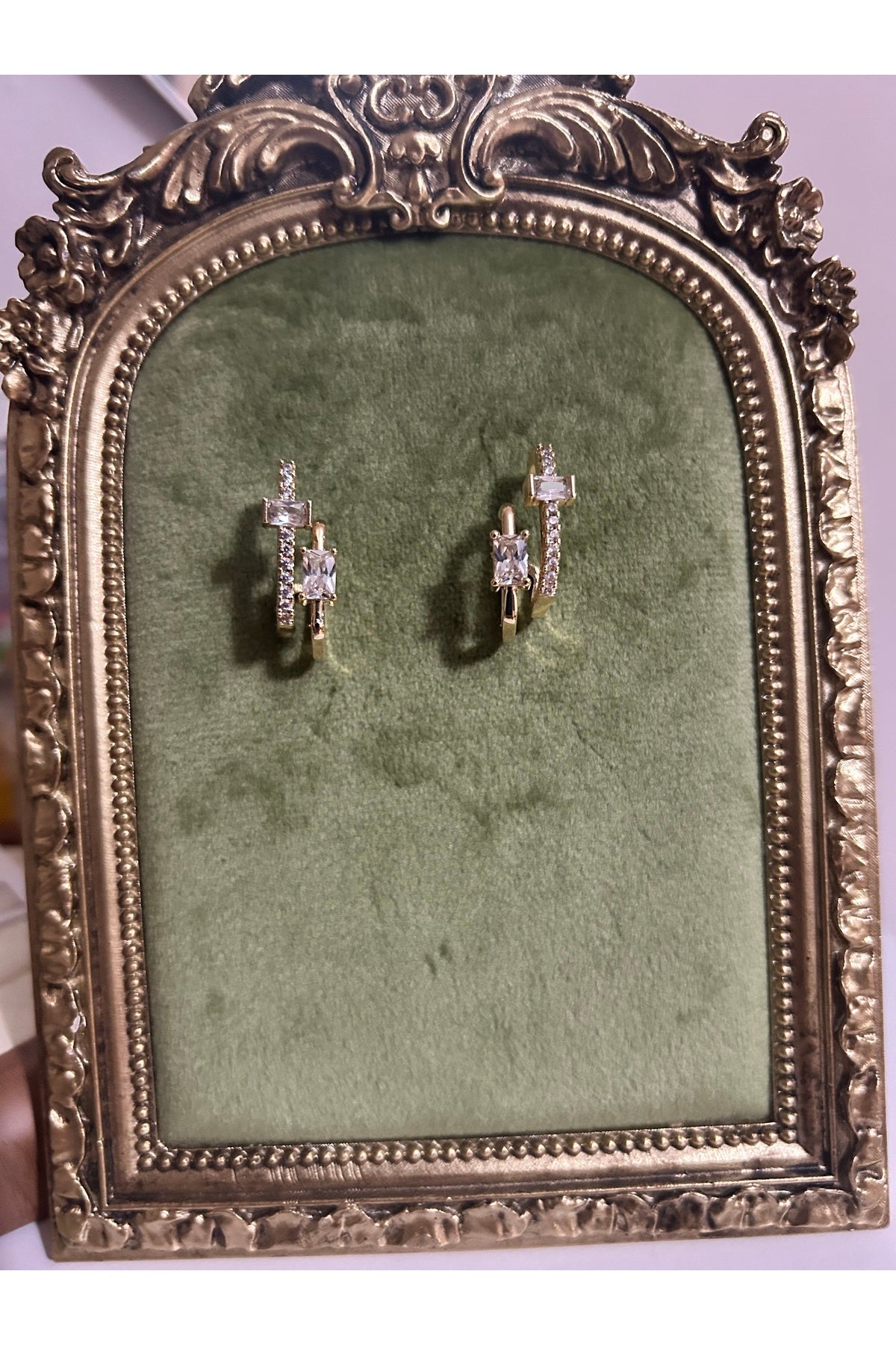 Vip Tek Delik 2'li Küpe