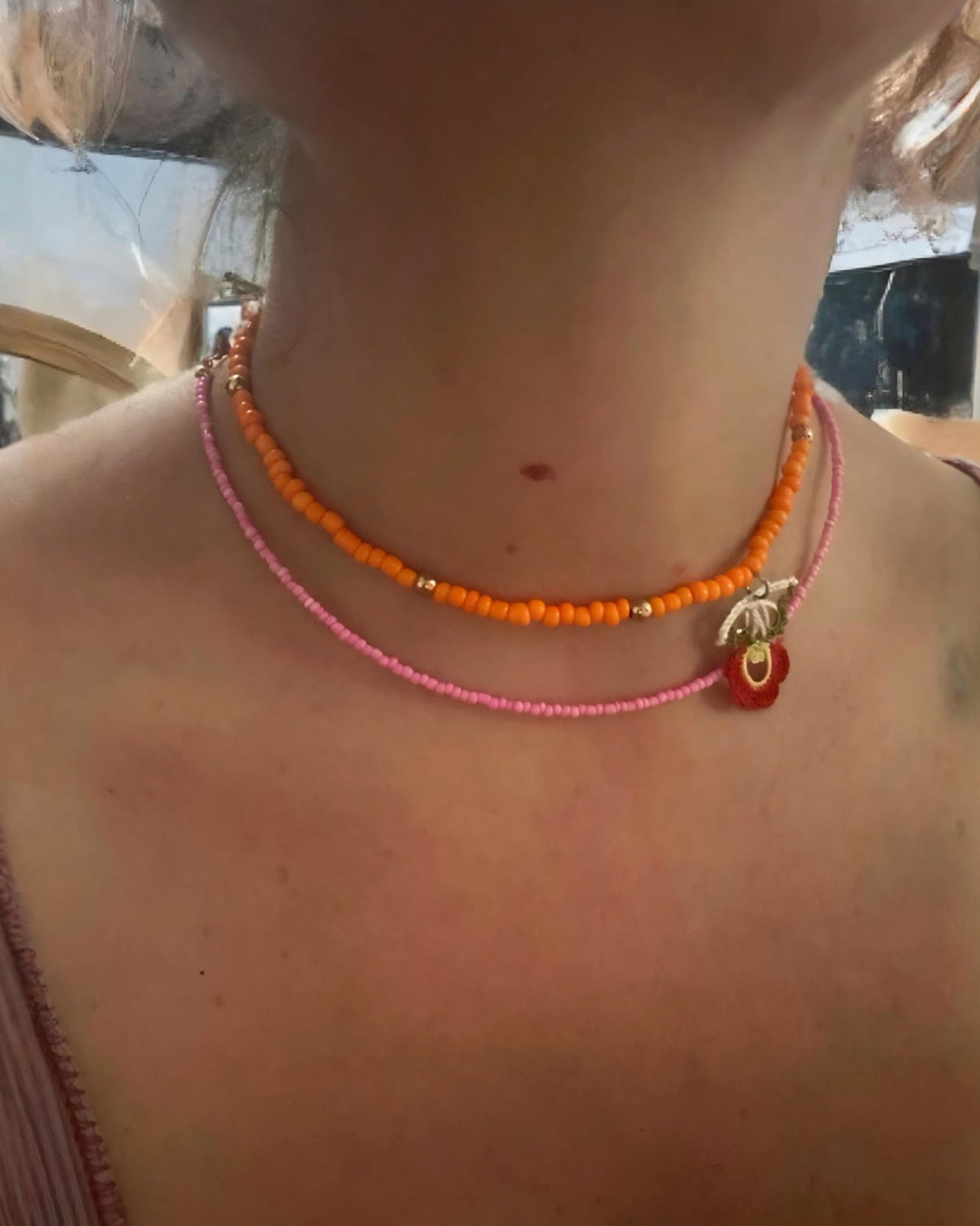 Oyalı Charm Detay Renkli Boncuk Kolye